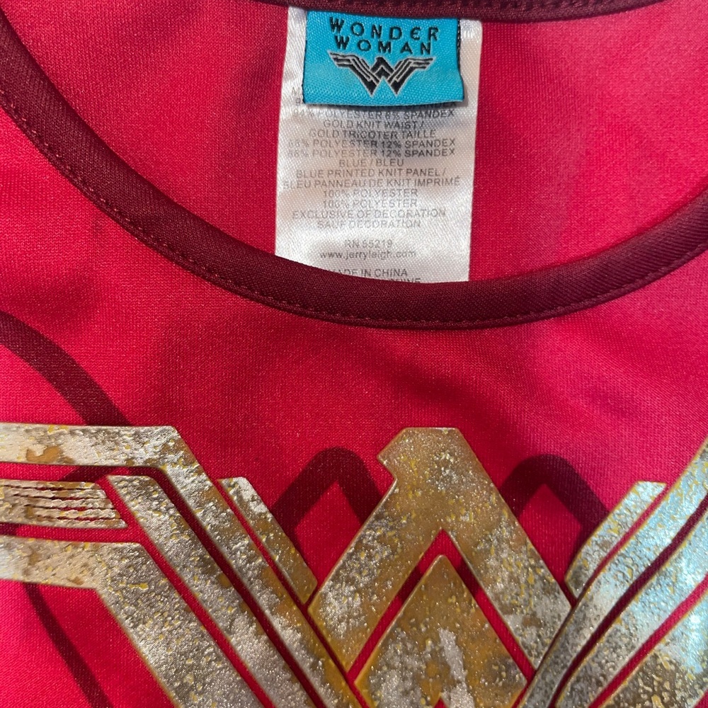Girs Wonder Woman costume (size 14/xl) - Picture 4 of 7